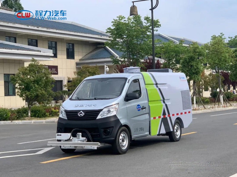 長安1.5噸路面清洗車(chē)