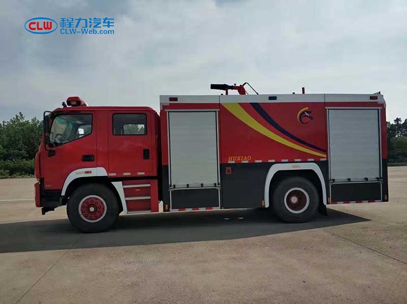 福田6噸水罐消防車(chē)