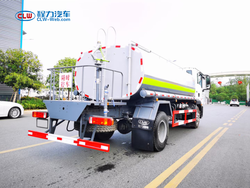 重汽HOWO 12噸灑水車(chē)