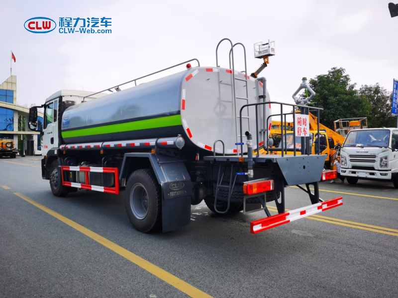 重汽HOWO 12噸灑水車(chē)