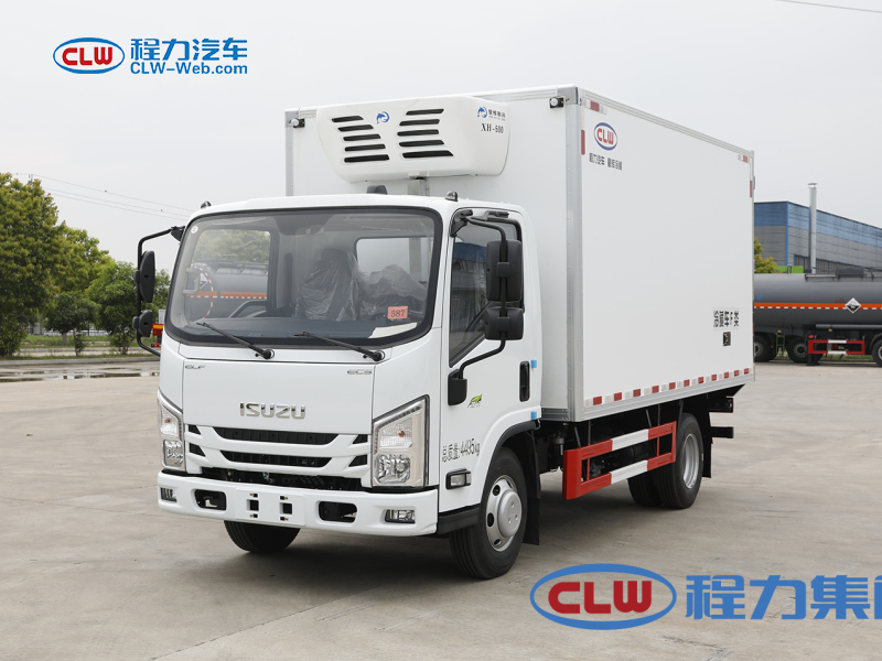 五十鈴藍(lán)牌4.2米冷藏車(chē)